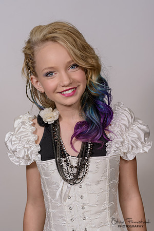 Anna Taylor-5767