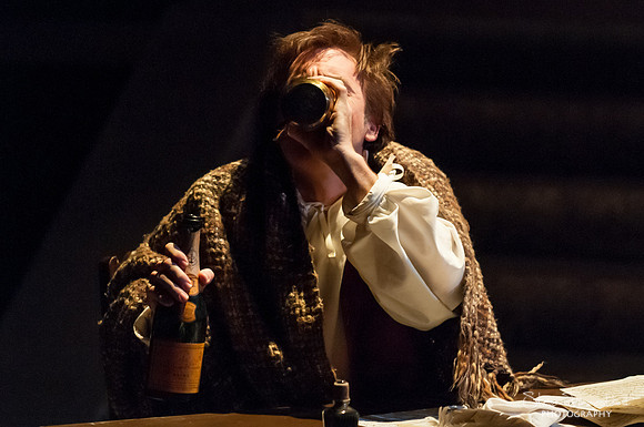 Amadeus-1512