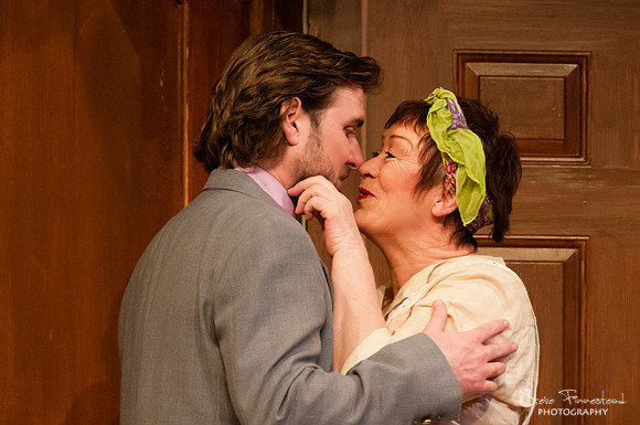 Noises Off-2038